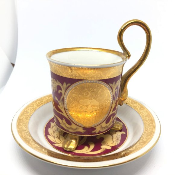 Tea Cup Gold Lion Head Porcelain 3 Legged - Picture 1 of 12
